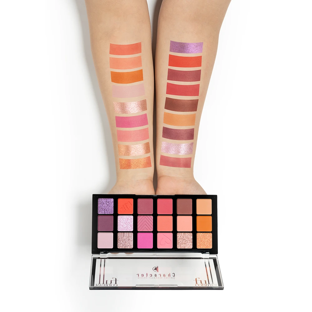 18 Color Eyeshadow Palette — CFC001 Romantic Haze