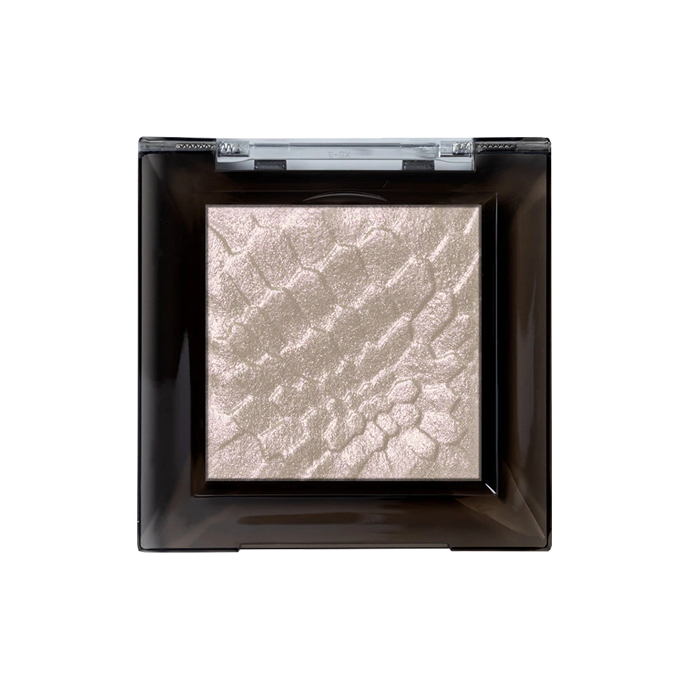 Infused with Proprietary Skincare Ingredients — SNS401